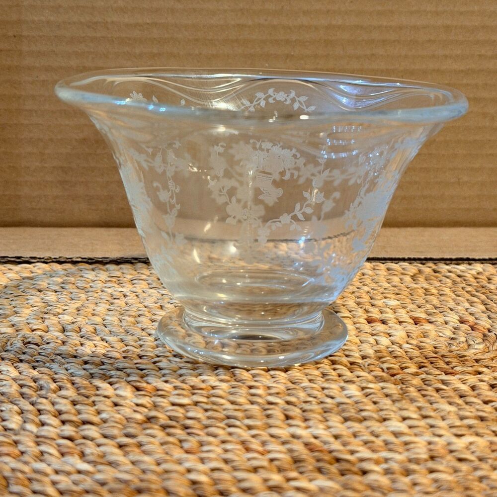 Vintage Cambridge Rose Point Etched Crystal 5.5" Footed Bowl Comport